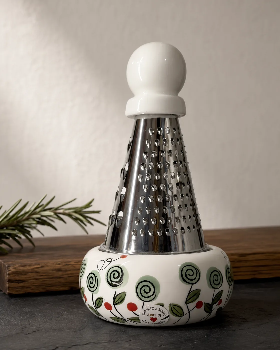 grattugia conica su base ceramica decorata — Girardini Bomboniere Camisano Vicentino