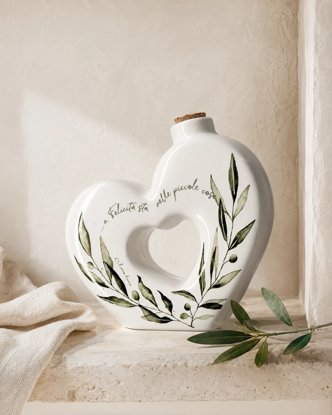 oliera in ceramica con cuore e ulivo — Girardini Bomboniere Camisano Vicentino